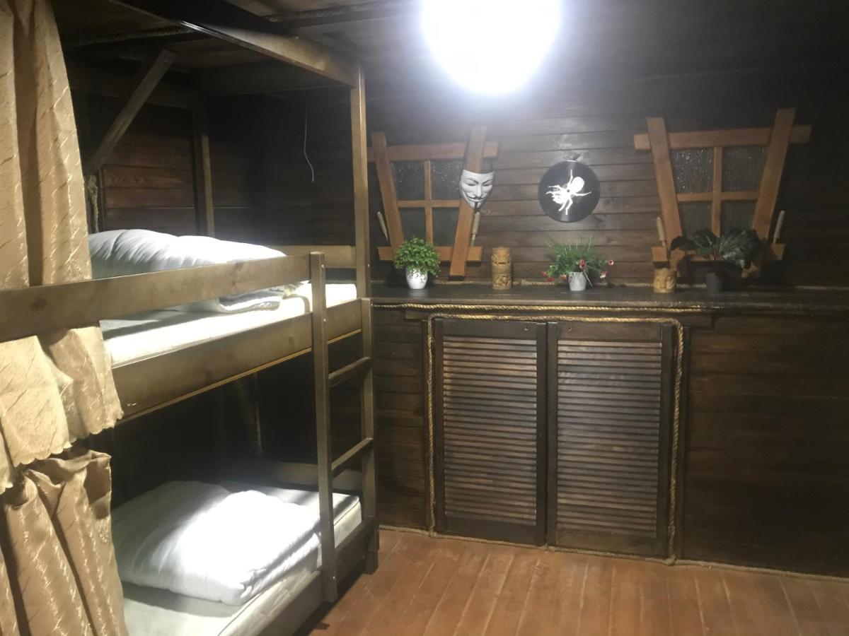 Ararat-Podol Hostel Kijów Zewnętrze zdjęcie