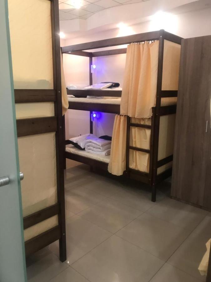 Ararat-Podol Hostel Kijów Zewnętrze zdjęcie